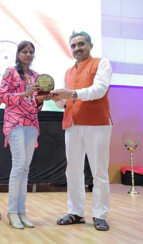 home-award-1